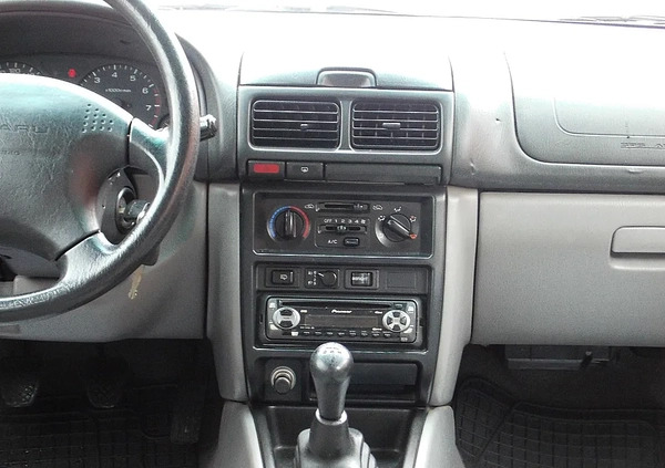 Subaru Forester cena 14900 przebieg: 310000, rok produkcji 1999 z Izbica Kujawska małe 277